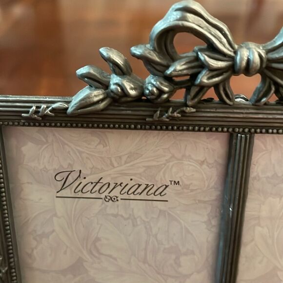 Victorian Bow Pewter Shade Double Photo Frame 2x 3 - Picture 7 of 9